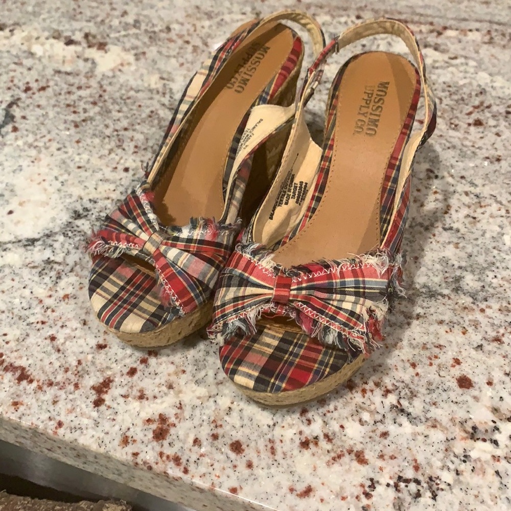 Red/Blue plaid wedge